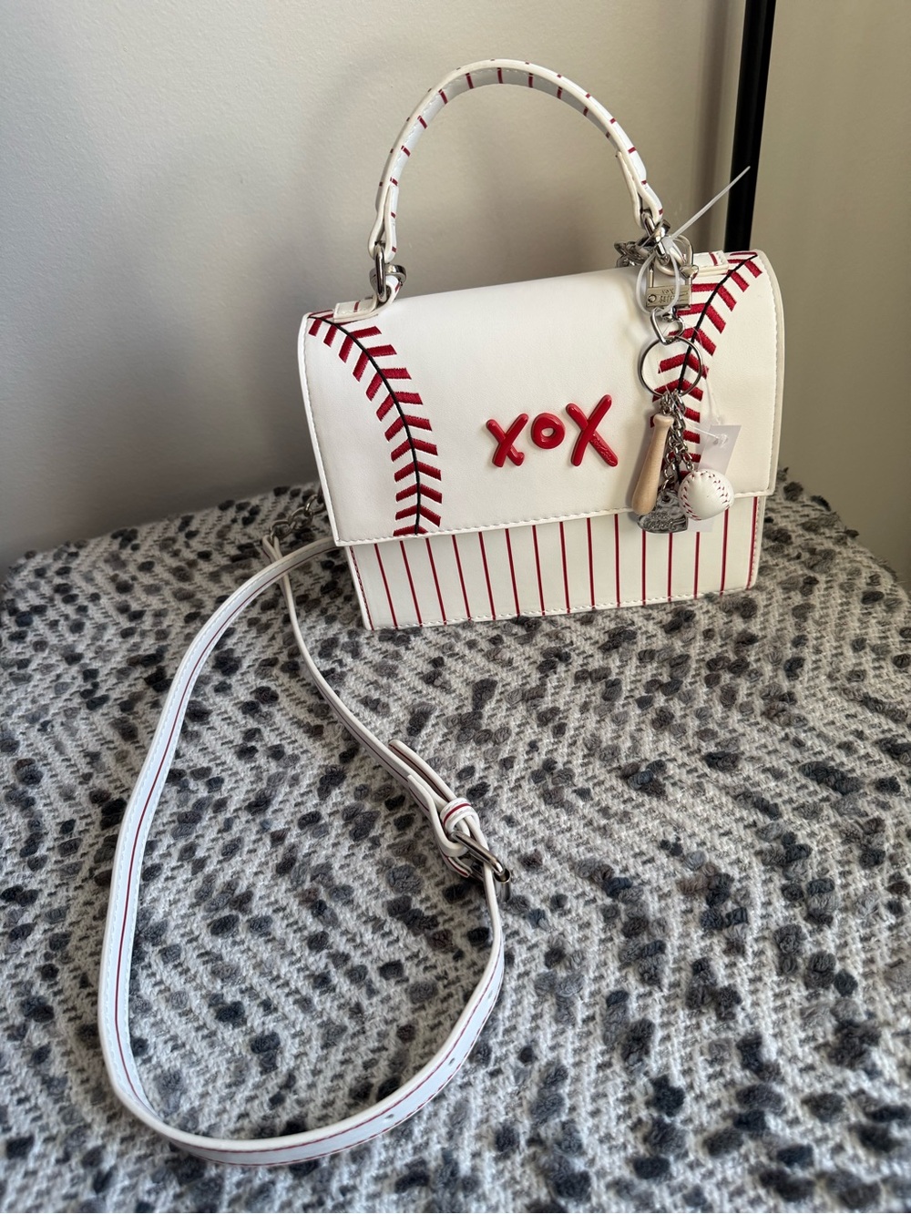 NWT White and Red XOX Baseball-Stitch Crossbody Bag
